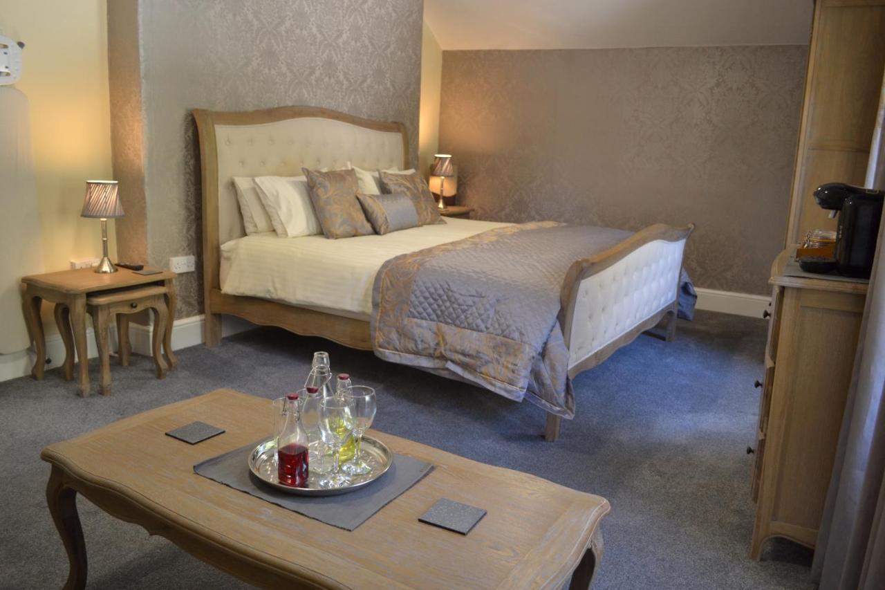 베투스 이 코이드 Coed-Y-Fron B&B 외부 사진